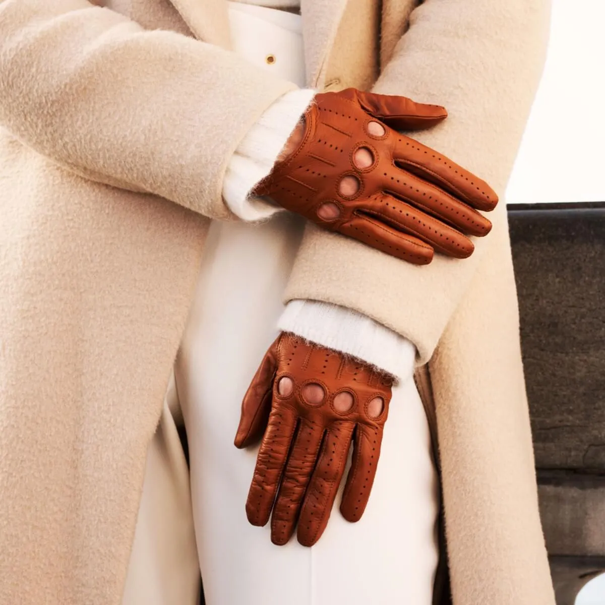 Alessa (cognac) - classic Italian lambskin leather driving gloves