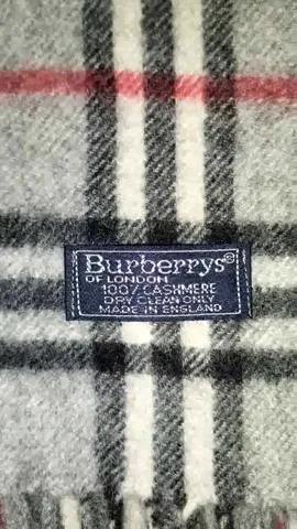 Authentic Original BURBERRY Scarves 🧣 (20) Pieces. Condition Like  New