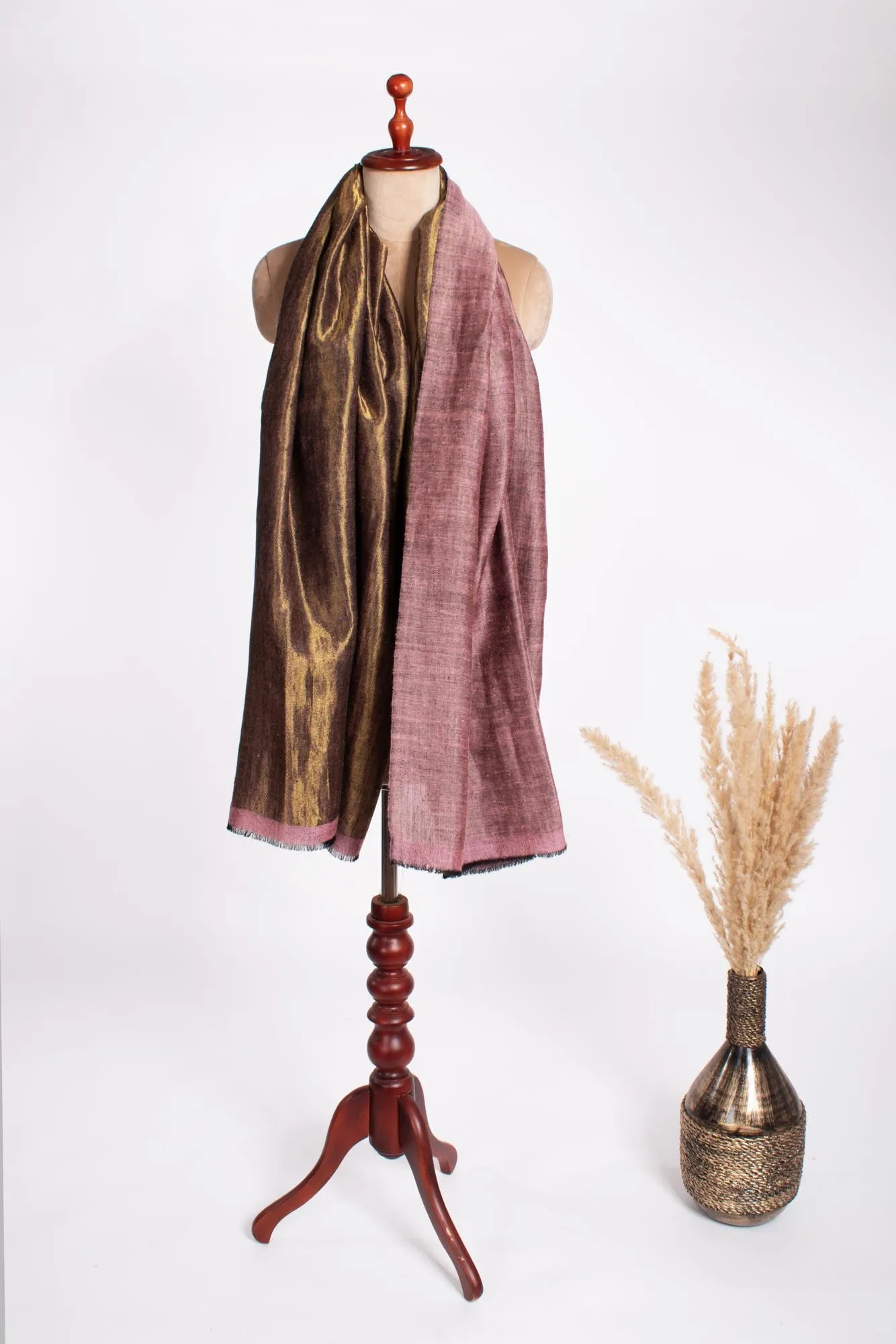 Dorukha Pink Gold Pashmina Handloomed Shawl - SOHO