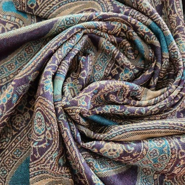 Exquisite pashminas