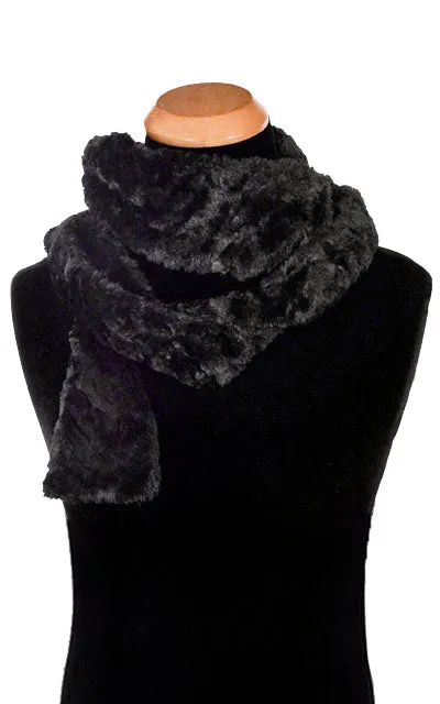 Men's Classic Scarf - Cuddly Faux Furs